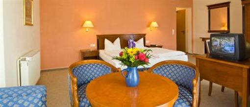 фото отеля Hotel Pension Kuhne