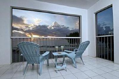 фото отеля The Grandview Condos Cayman Islands