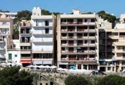 фото отеля Apartamentos Llevant