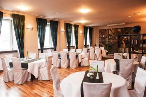 фото отеля Hotel Restaurant Arkadia
