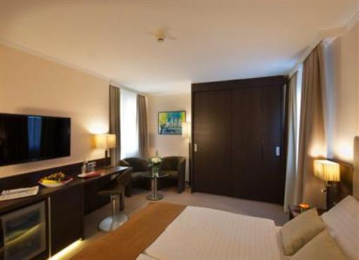 фото отеля Admiral am Kurpark Hotel