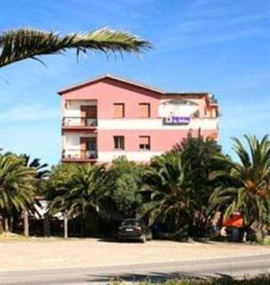 фото отеля Su Pallosu Hotel Oristano