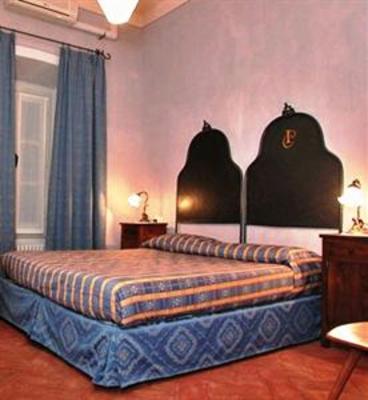 фото отеля Albergo Ristorante Il Cortile