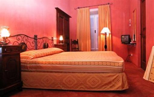 фото отеля Albergo Ristorante Il Cortile