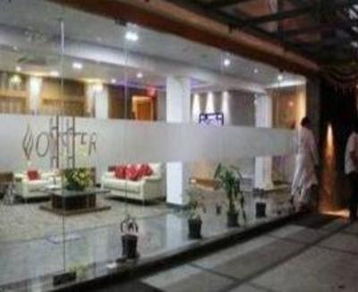 фото отеля Oyster Airport Hotel