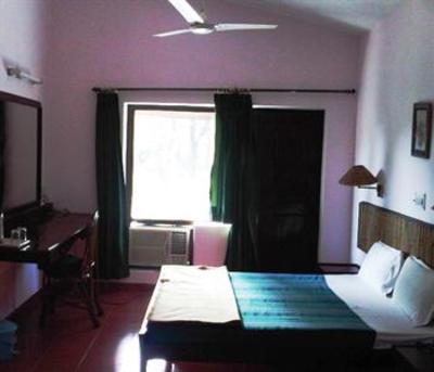 фото отеля Corbett Roop Resort