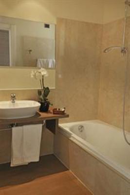 фото отеля Il Porticciolo Hotel Laveno Mombello