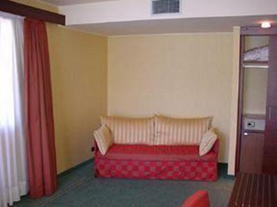 фото отеля Il Porticciolo Hotel Laveno Mombello