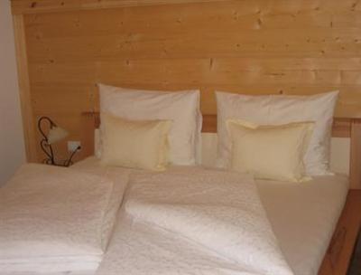 фото отеля Hotel Garni Bühlhof Lech am Arlberg