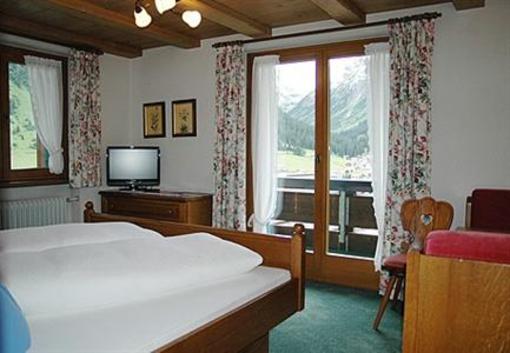фото отеля Hotel Garni Bühlhof Lech am Arlberg