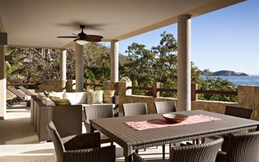 фото отеля Celeste Beach Residences