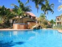 Beach Court Holiday Villas Cannonvale