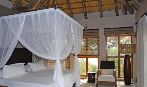 фото отеля Divava Okavango Lodge and Spa