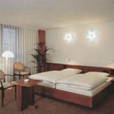 фото отеля Hotel Berlin Sindelfingen