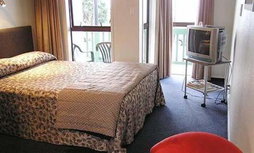 фото отеля Edgewater Motor Lodge