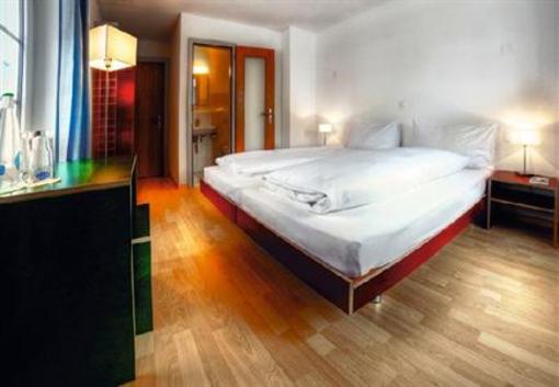 фото отеля Hotel Bären Solothurn