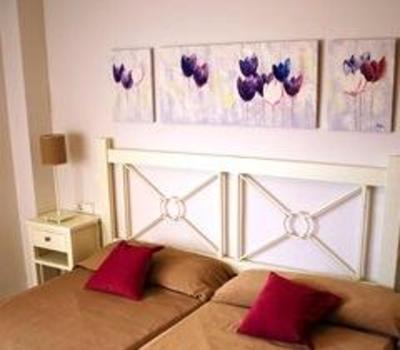фото отеля Apartamentos Bahia del Golf