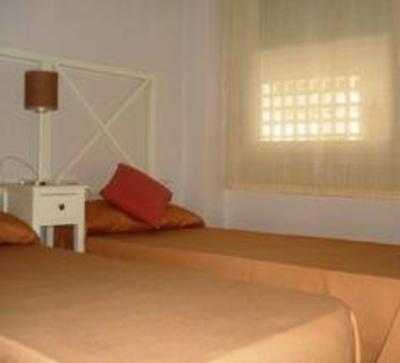 фото отеля Apartamentos Bahia del Golf