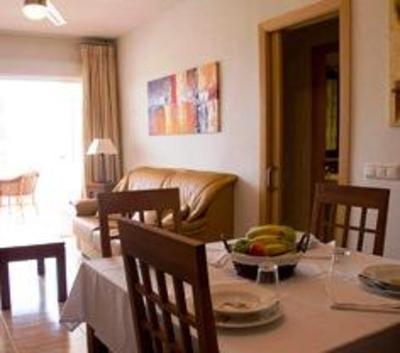 фото отеля Apartamentos Bahia del Golf