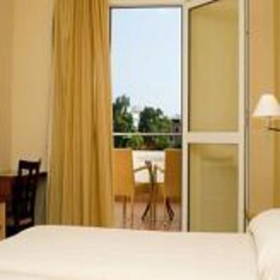 фото отеля Hotel Spa Al-Medina Golf