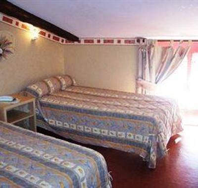 фото отеля Hotel de France Rochechouart
