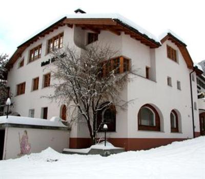 фото отеля Hotel Helvetia Mustair