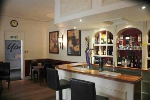 фото отеля The York Hotel Wolverhampton