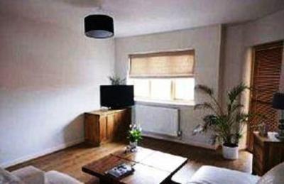 фото отеля Samson And Hercules Apartment Norwich