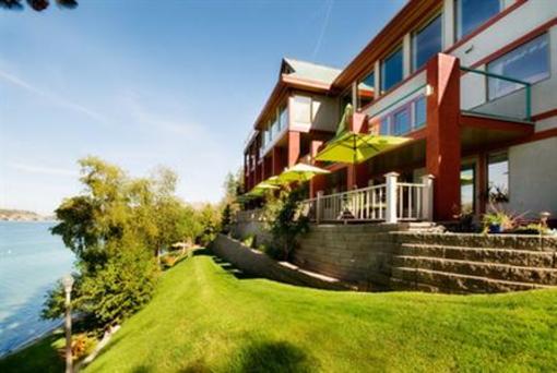 фото отеля Lakeside Illahee Inn