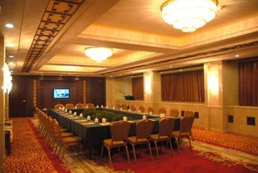 фото отеля Huatian Hotel