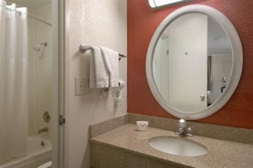 фото отеля Red Roof Inn Tulsa
