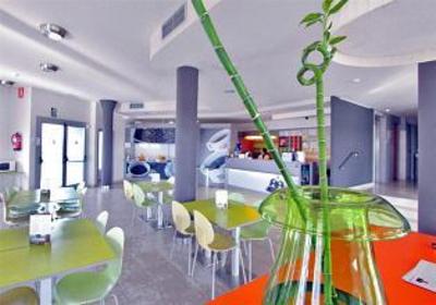 фото отеля Sidorme Hotel Figueres