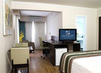 фото отеля Everest Rio Hotel