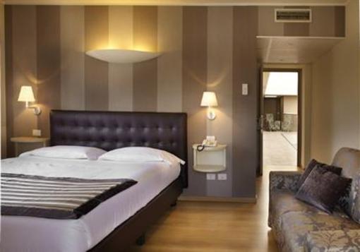 фото отеля Hotel Tre Re Sesto Calende