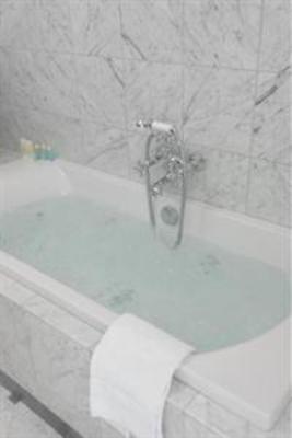 фото отеля Aigle Noir Hotel