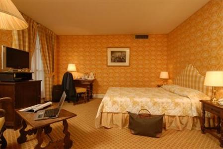 фото отеля Aigle Noir Hotel