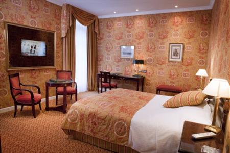 фото отеля Aigle Noir Hotel