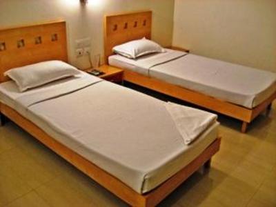 фото отеля Reliant Suites Sunrise Homes