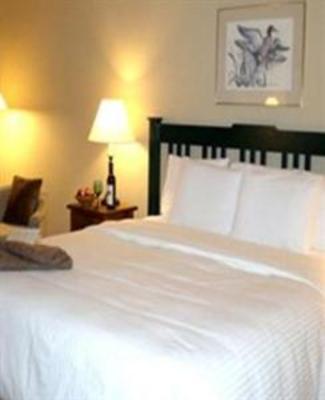 фото отеля Riverside Inn Grants Pass