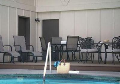 фото отеля Riverside Inn Grants Pass