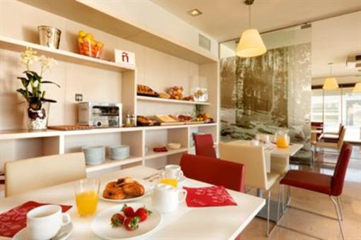 фото отеля Hotel Calan Blanes