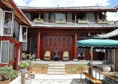 фото отеля Lijiang Free Cloud Guesthouse