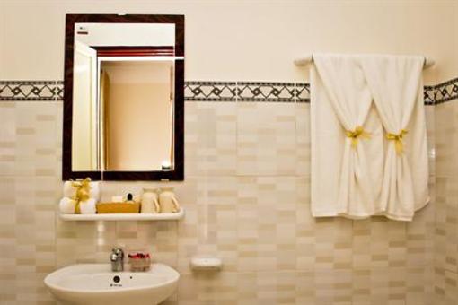 фото отеля La Pensee Hotel