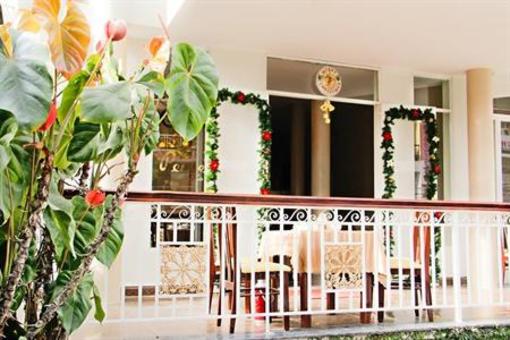 фото отеля La Pensee Hotel