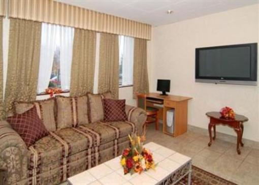 фото отеля Quality Inn Allentown