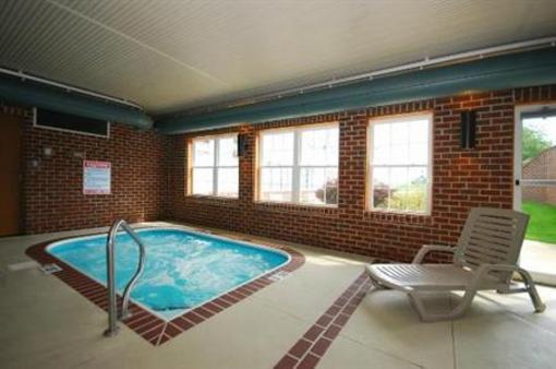 фото отеля Comfort Suites Berlin