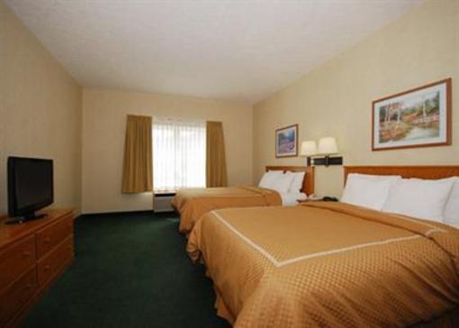 фото отеля Comfort Suites Berlin