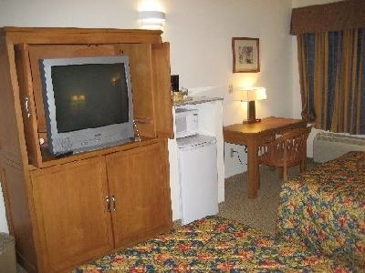фото отеля Bay Inn & Suites Foley