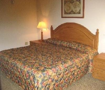 фото отеля Bay Inn & Suites Foley