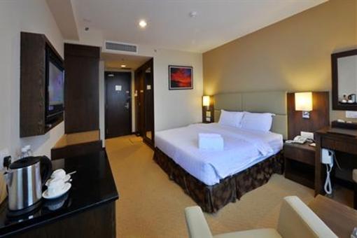 фото отеля Lintas View Hotel